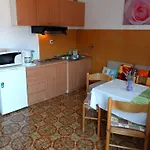 Andreja Apartment *