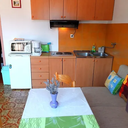 Andreja Apartment *